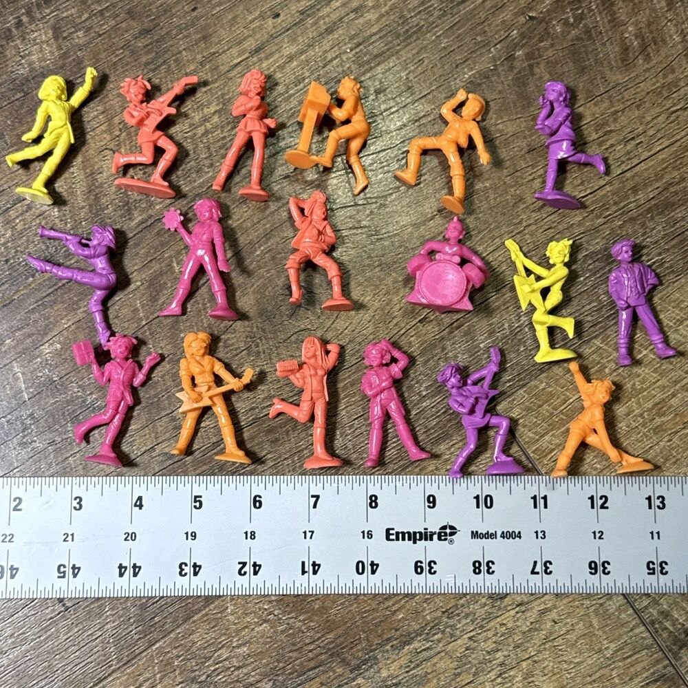 Vintage 1986  Mattel C.U.T.I.E. Figures Collection 18 pcs Cuties